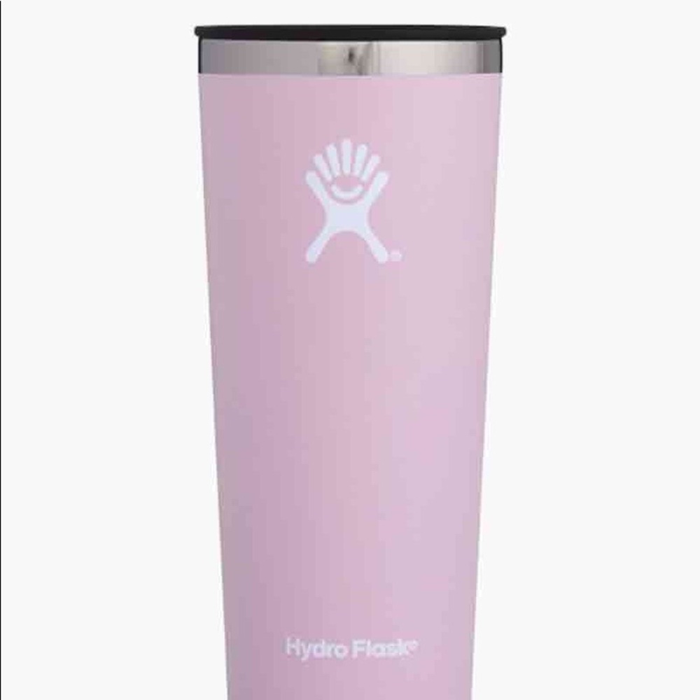 Hydro Flask Tumbler 22 oz 💜